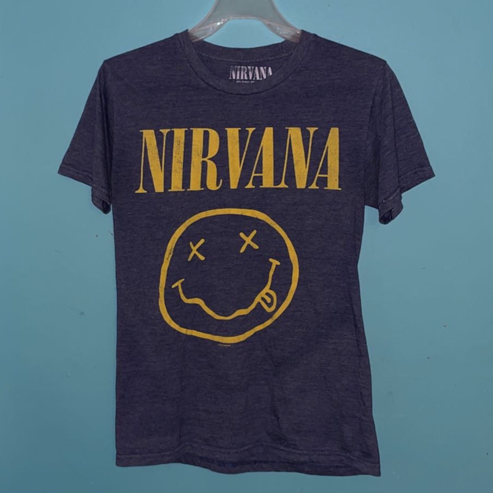 Nirvana T-Shirt Small Graphic Tees